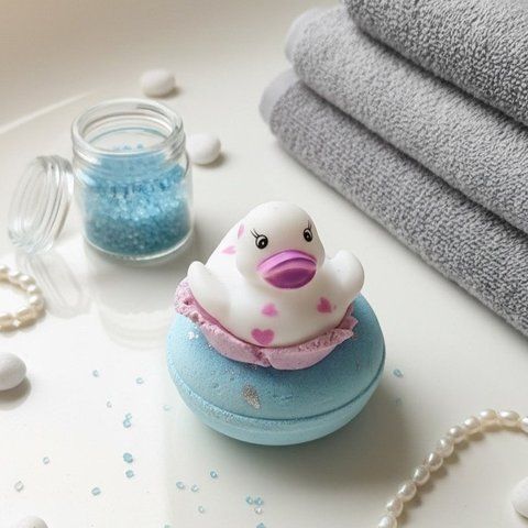Бомбочка для ванни "Пончик з твердою піною і іграшкою качка " UP фото